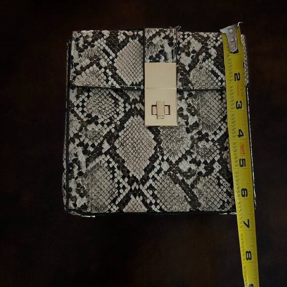 NWT Mango Crossbody Snake Print Bag With Shoulder Strap - Picture 8 of 12